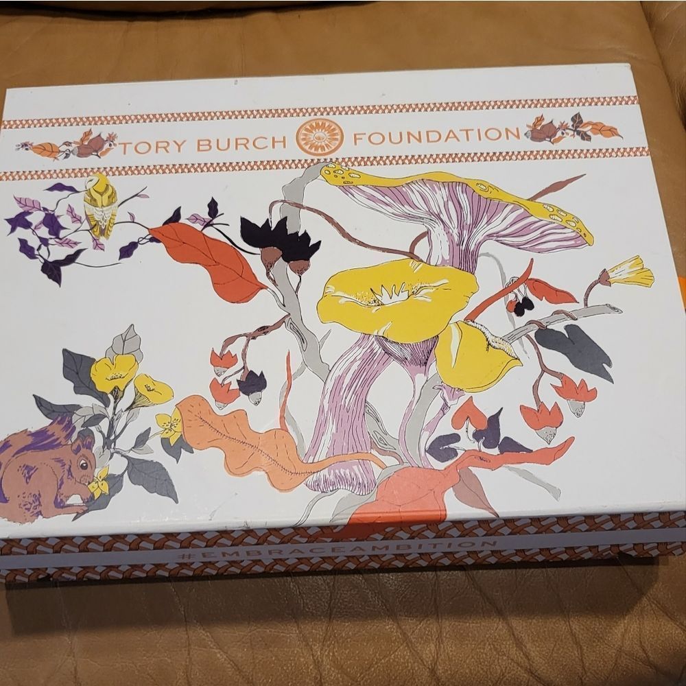 Tory Burch box